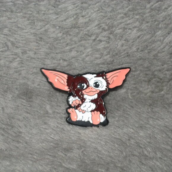 1980s Movie Gremlins Gizmo Metal Enamel Pin 25101A2 - Picture 1 of 7